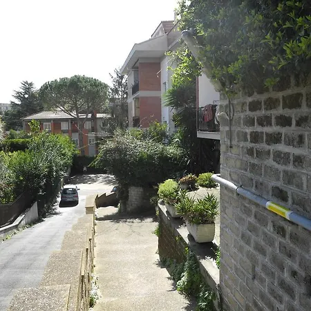 Tre Pini Castel Fusano
